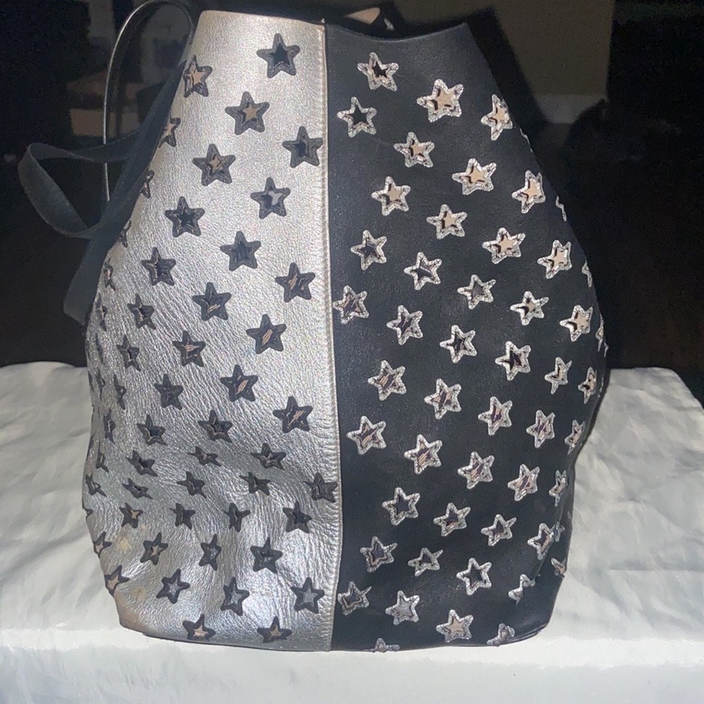 /traded/Jimmy Choo: Sofia, Pimlico Star ⭐️ Punching 🥊 Tote Bag Silver &Black - Picture 6 of 16